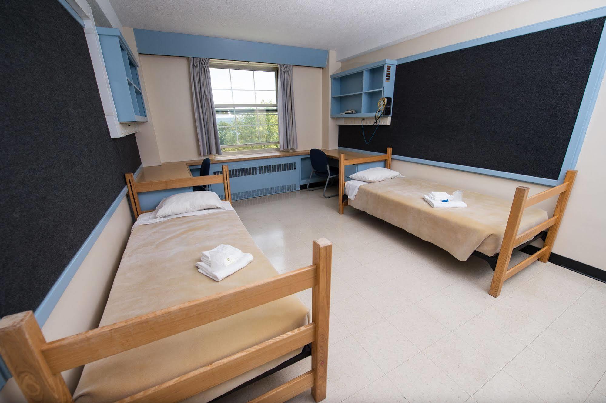 Unb Fredericton Accommodations Eksteriør billede