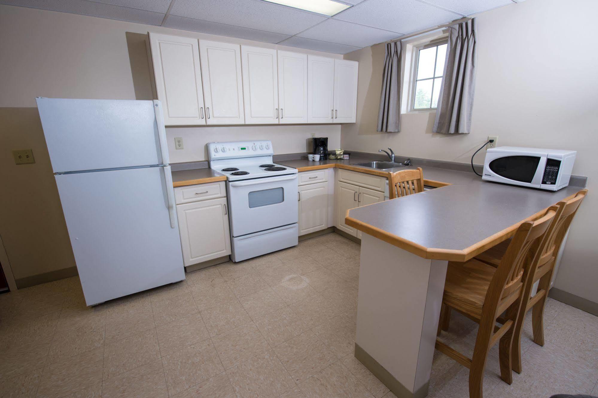Unb Fredericton Accommodations Eksteriør billede